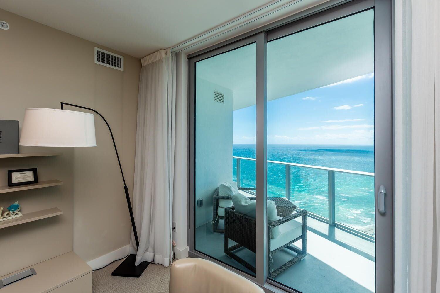 Lyfe Resort & Residences Голливуд Экстерьер фото